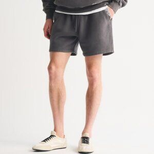 Abercrombie & Fitch Men's Essential Fleece Shorts Charcoal Medium